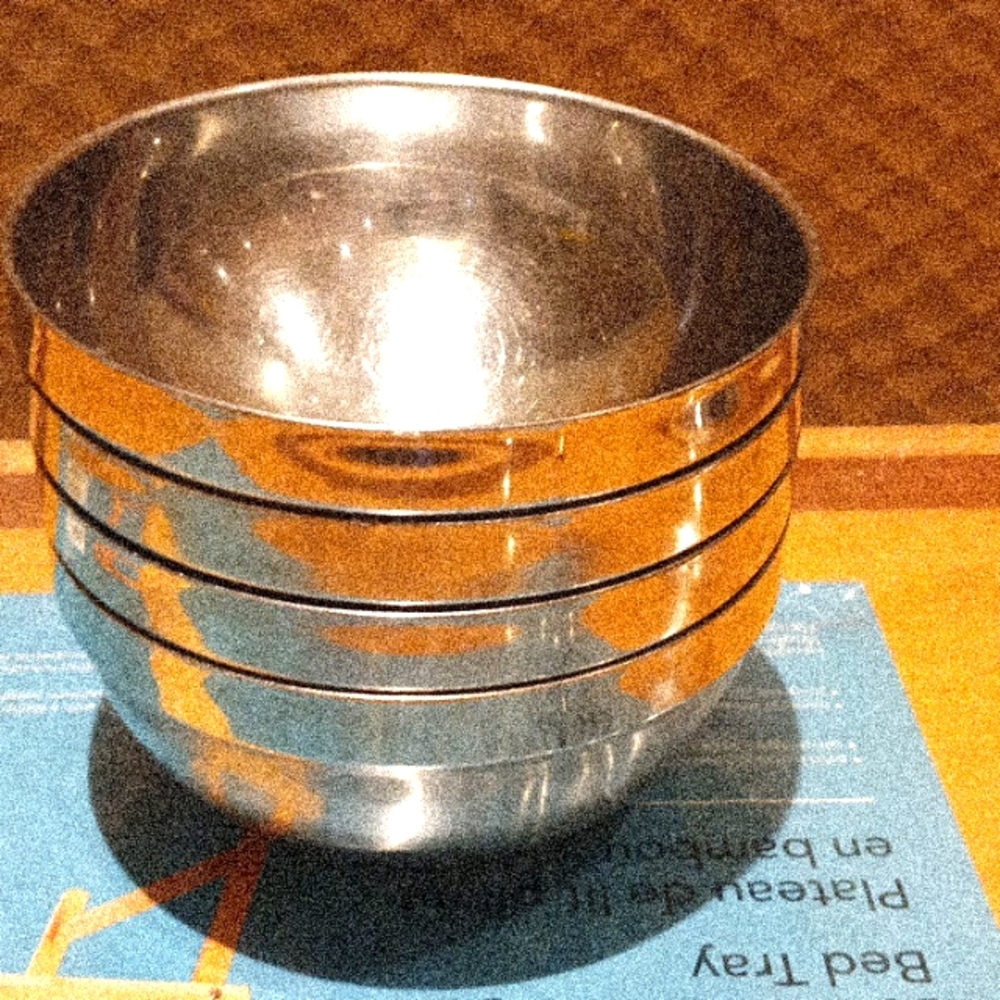 4 x Stackable Stainless Steel Bowls